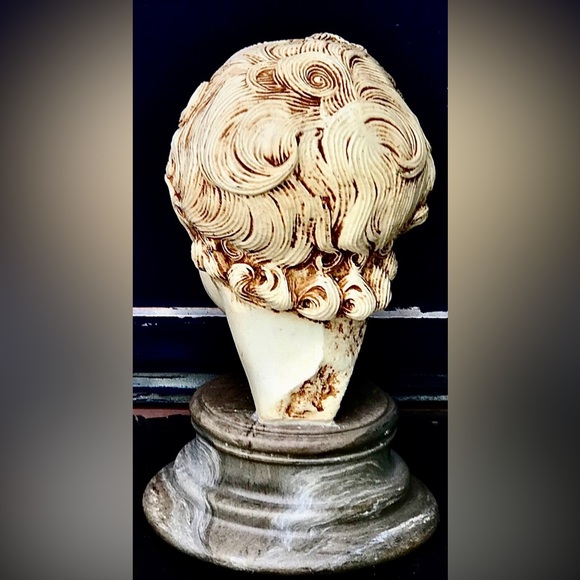 Vintage Mid Century Archaic Reproduction EROS Young Boy Poly Resin Statue - Picture 10 of 10